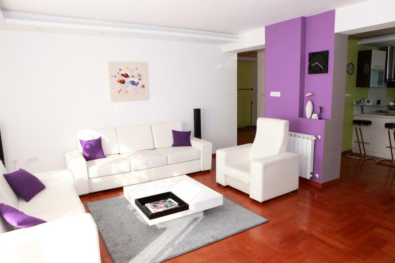 Apartmani Nova Karlovac Eksteriør billede